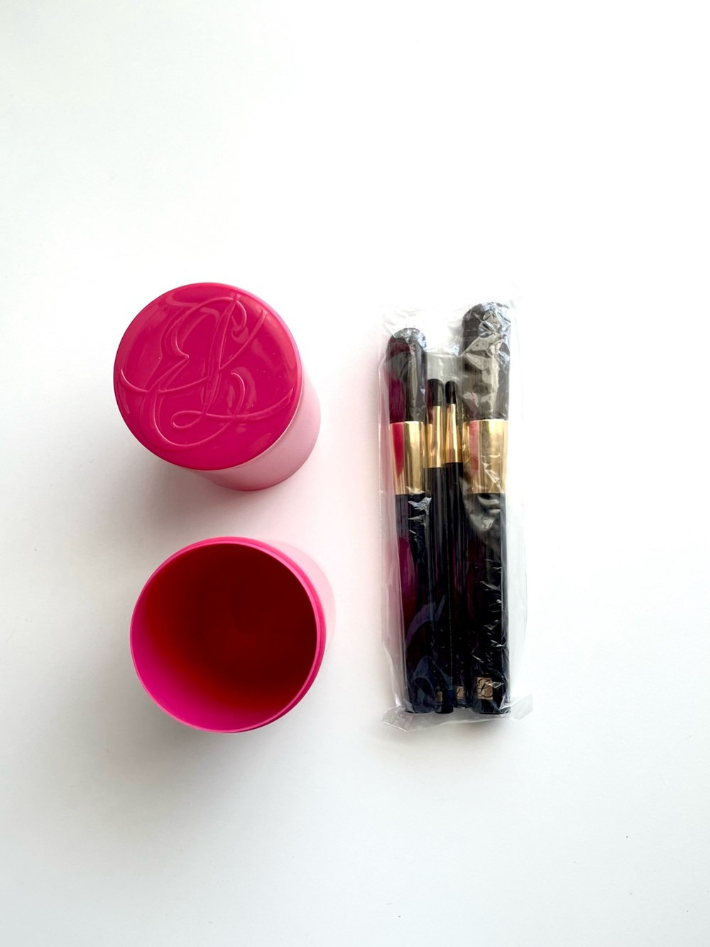 🆕 Estée Lauder Brush Set with Case